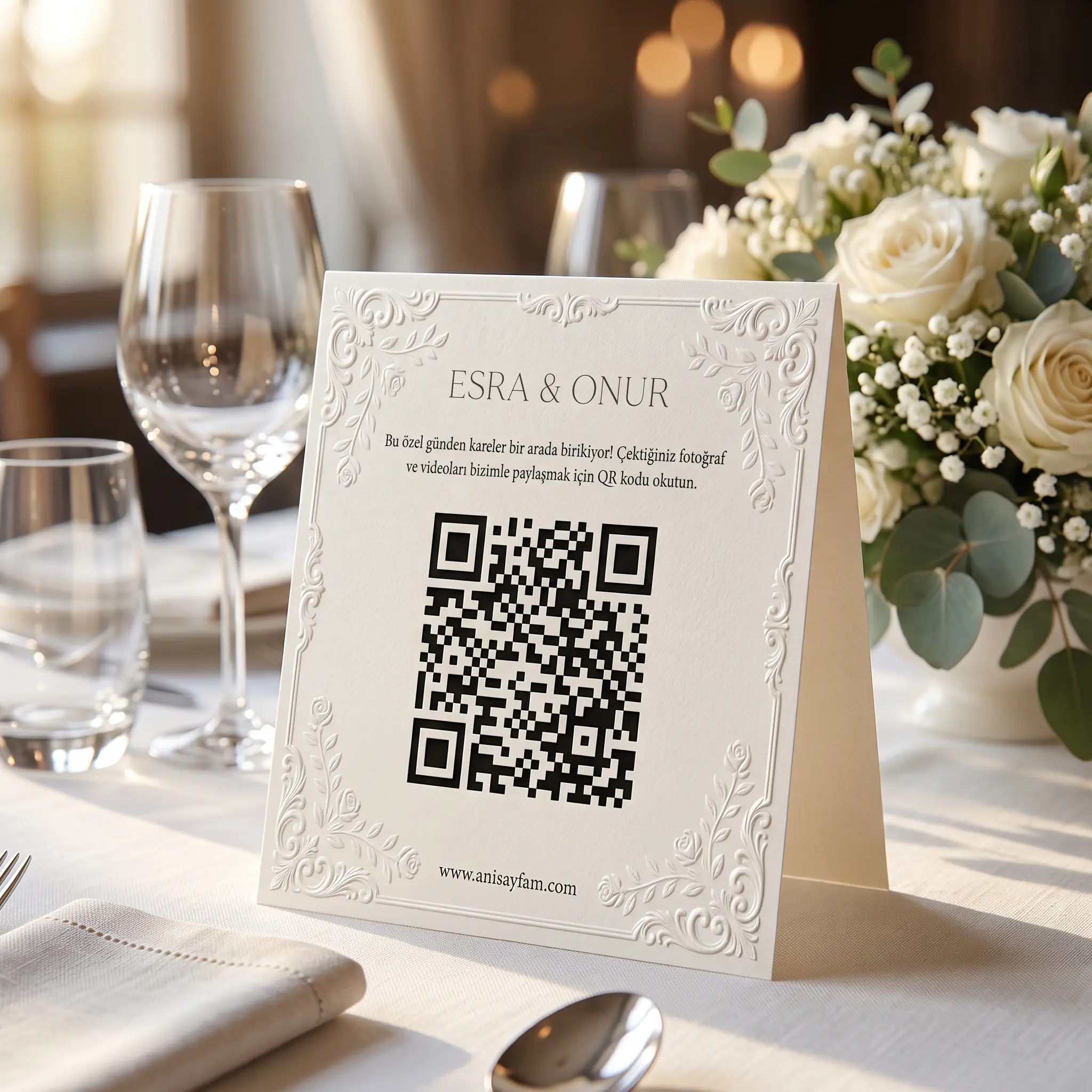 Katlamalı QR Kodlu Düğün Masa Kartı Kabartmalı - Görsel 3